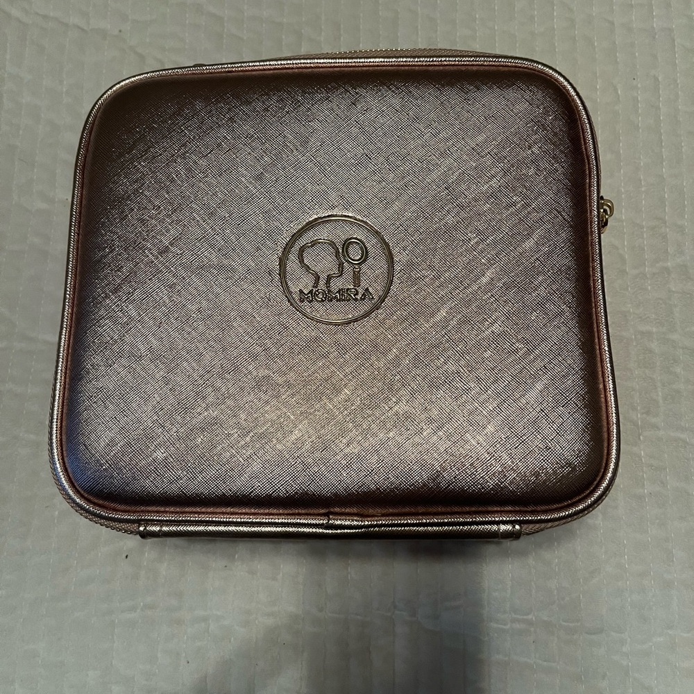 Momira LED lighted makeup bag